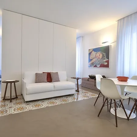 Del Corso Апартаменты